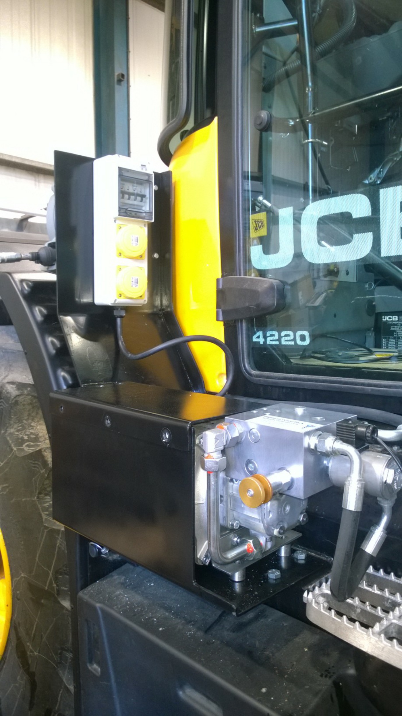 Hydraulic Generator for Tractor